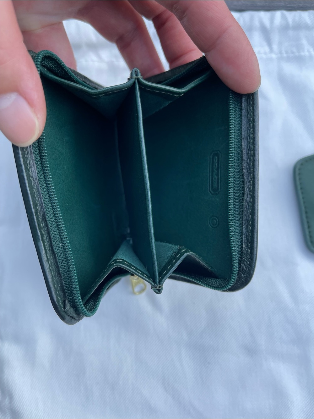 Vintage Coach zip around wallet and squeeze Keycase - Picture 7 of 15